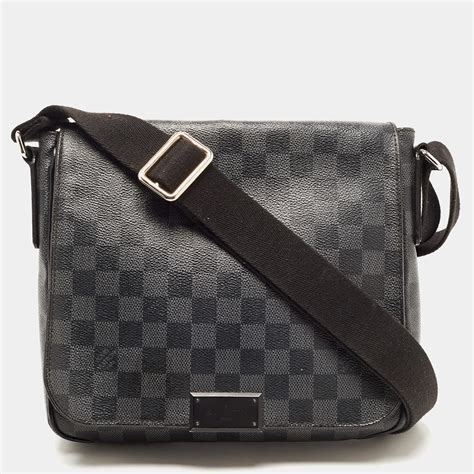 louis vuitton district pm damier graphite messenger bag|District PM Damier Graphite .